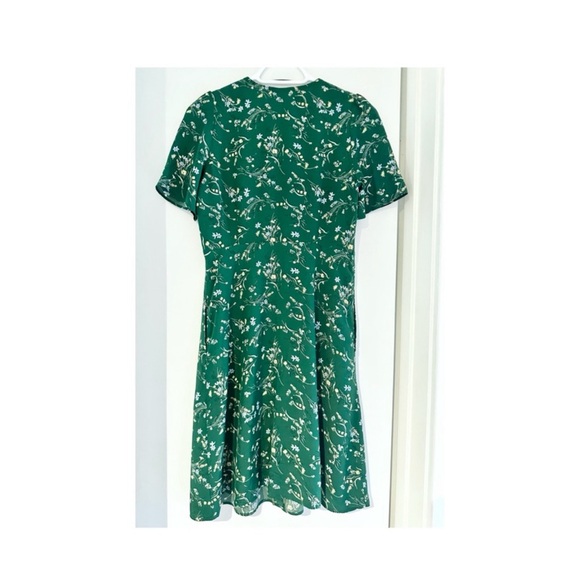 💚 Beautiful Uniqlo Dress 💚 - Picture 5 of 5